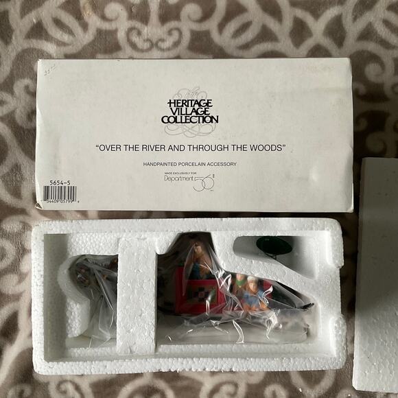 Department 56 over the river and through the woods, Heritage Village - Picture 2 of 3